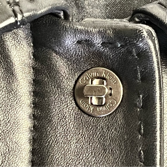 Calvin Klein Women's Sleek Black Leather Jacket - Picture 3 of 9